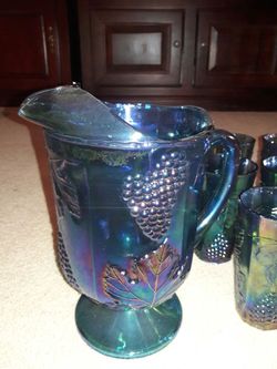 Vintage blue grape pattern carnival glass pitcher with 8 glasses great cond see our other items on my sight