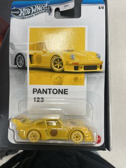 2026 Hot Wheels Porsche 934/5 Silver Series Yellow Pantone Diecast Car 6/6  🔥🔥🔥