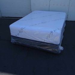 MATTRESS AND FURNITURE GREAT QUALITY 