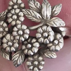 Vtg.sterling Silver " TWO FLOWERS" RING- SZ8.50