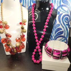  #1482  PINK ORANGE GORGEOUS    VINTAGE COLLECTION , ALL VINTAGE 
