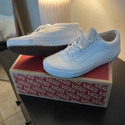 white vans Size 7 For Women