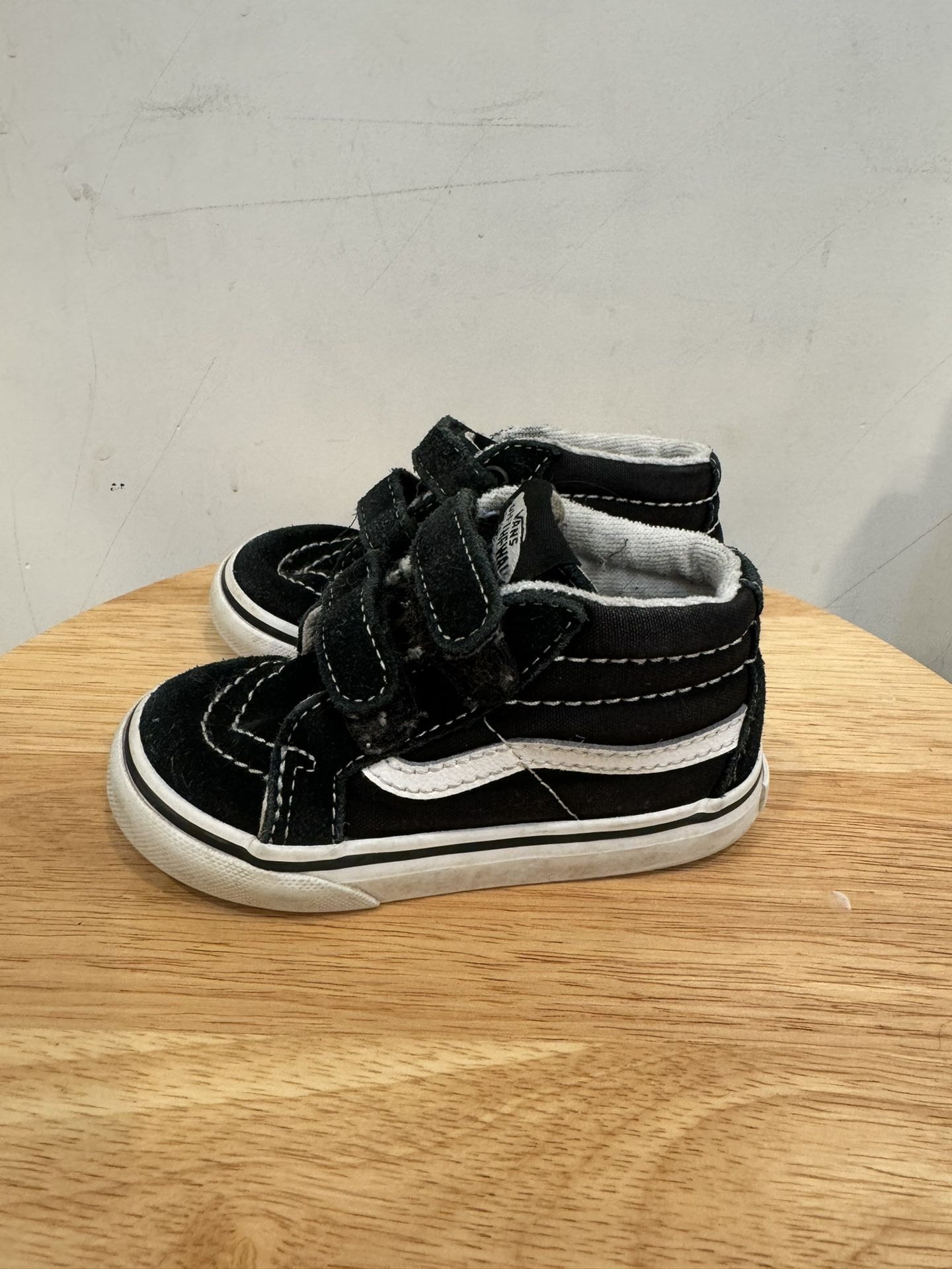 Vans Toddler Shoes - 6c - Hi tops