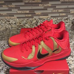 Kobe 5 Year of the Mamba University Red Size: 10m
