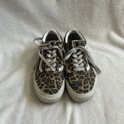 Women’s Cheetah Print Platform Vans