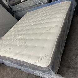 Queen Size Pillow Top Mattress Brand New Great Quality 