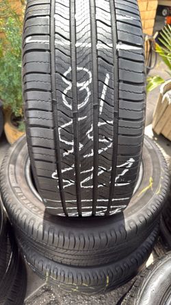 Tires un set 225-55-18