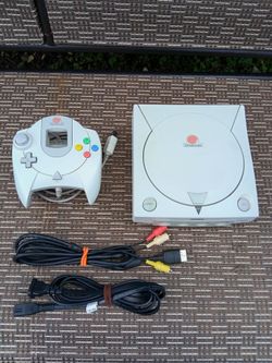 Sega Dreamcast Console w/ Controller & Cables - Reads Discs Intermittently - AS IS