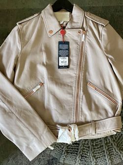 BRAND NEW TRUE RELIGION AND MISC DESIGNER CLOTHING