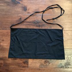 NEW, SET/6 3 POCKET SERVER BISTRO HALF APRONS