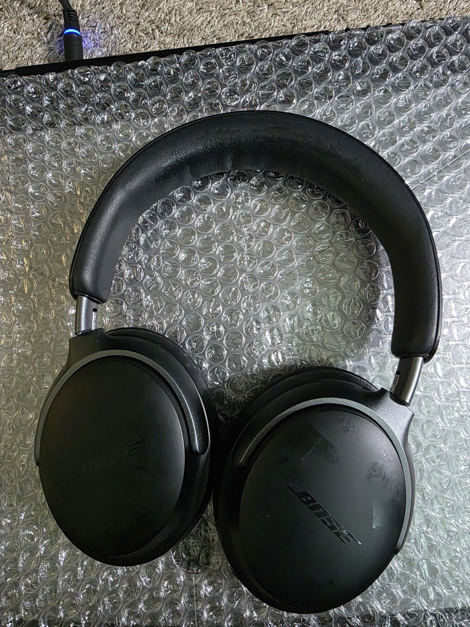 Bose QuietComfort Ultra Bluetooth Headphones Wireless Headphones Over Ear, Black Noise Cancelling, with Spatial Audio, with Mic, Up to 24 Hours of Pla