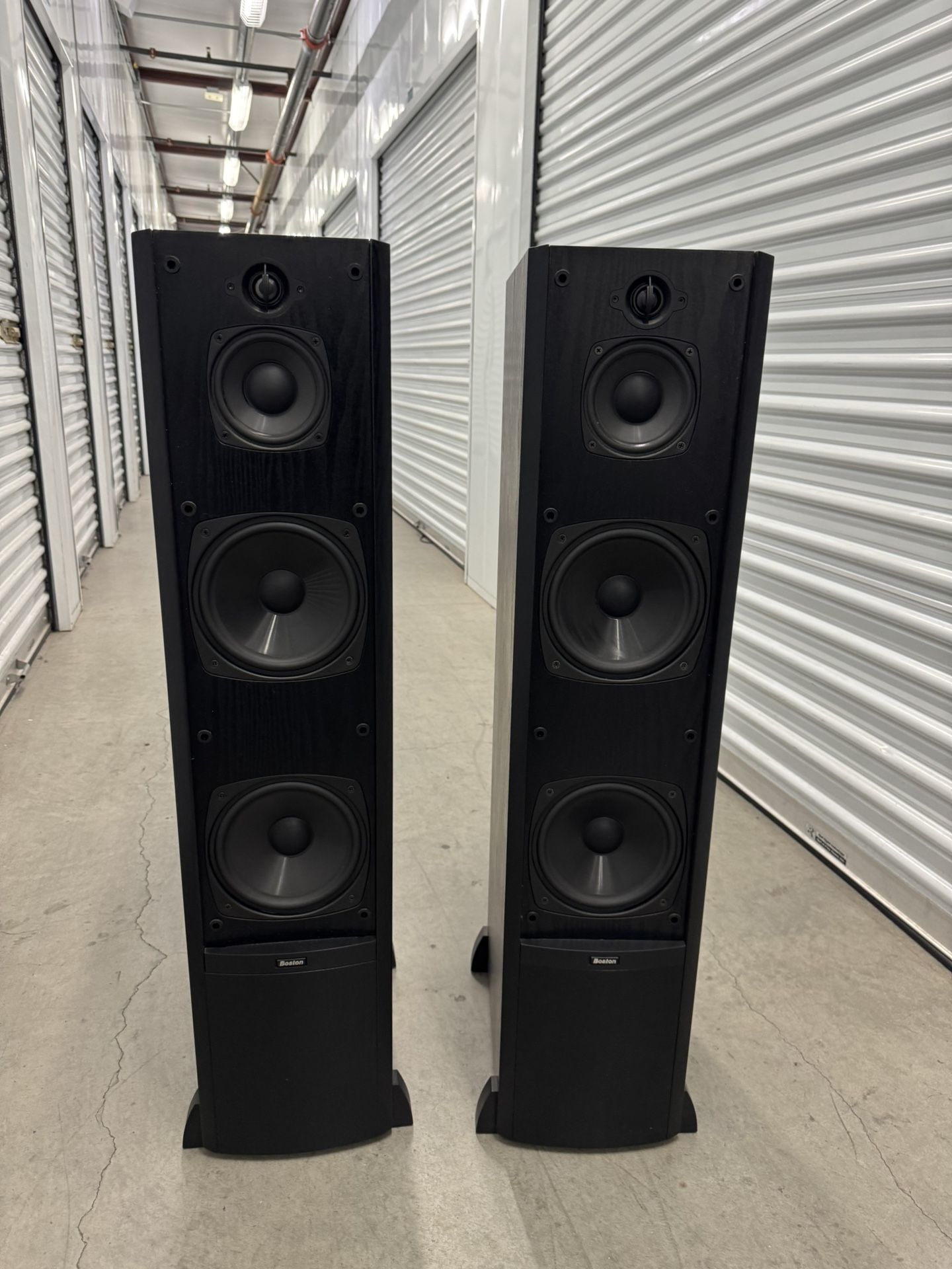 Speakers Boston Acoustics VR3 /250 watts
