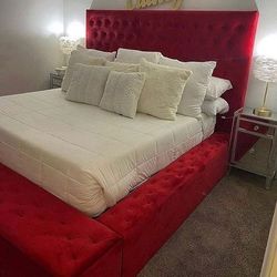 Queen and King size beds with interest-free financing available, ask for price ❔😱