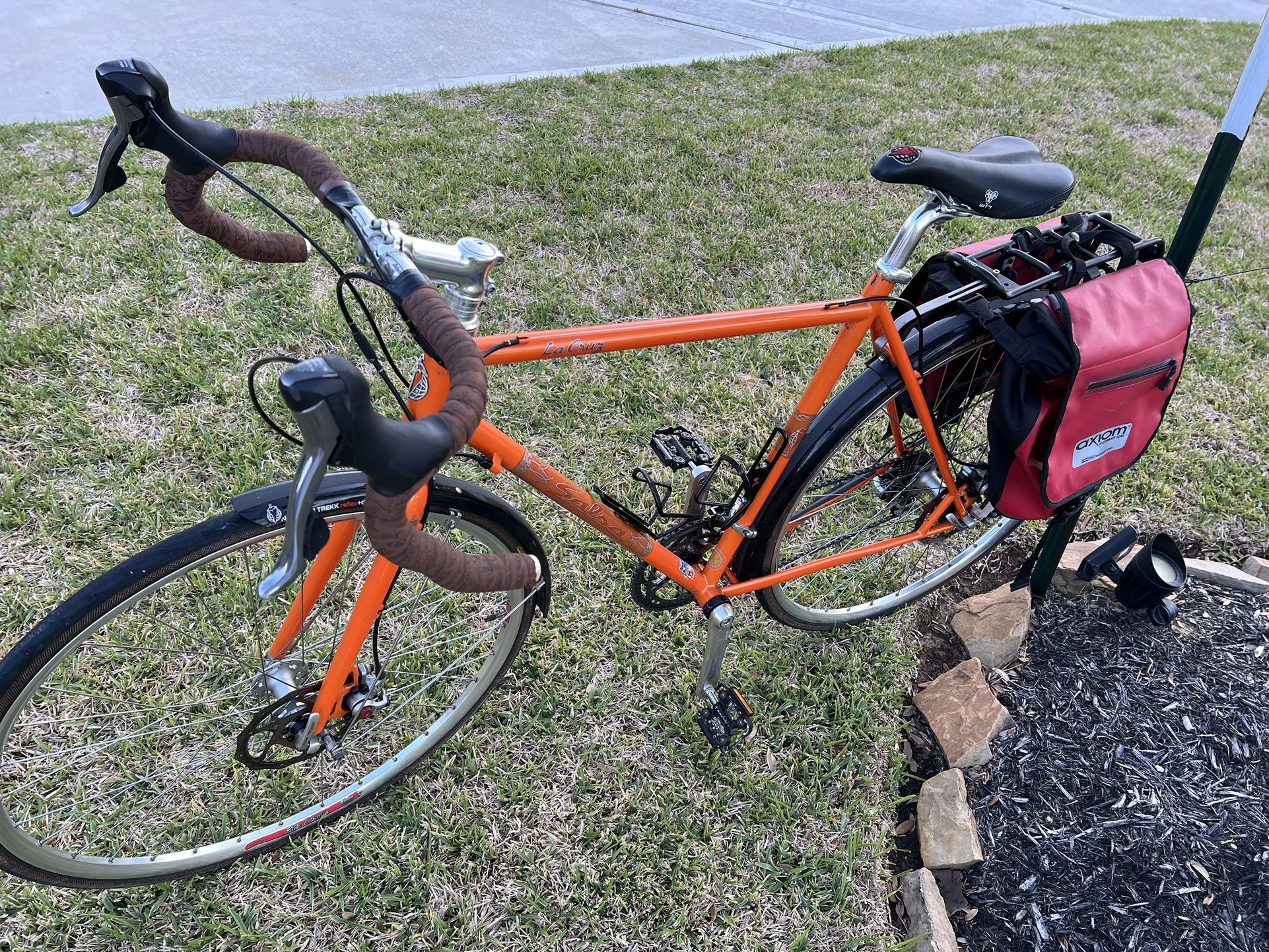 Salsa la Cruz 56-57 Cm for Sale in Katy, TX - OfferUp