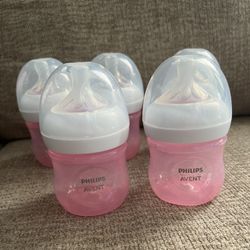 5 Pink Avent Bottles 4oz