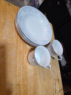 Fine China Light Blue Floral Teacupsand Bowls