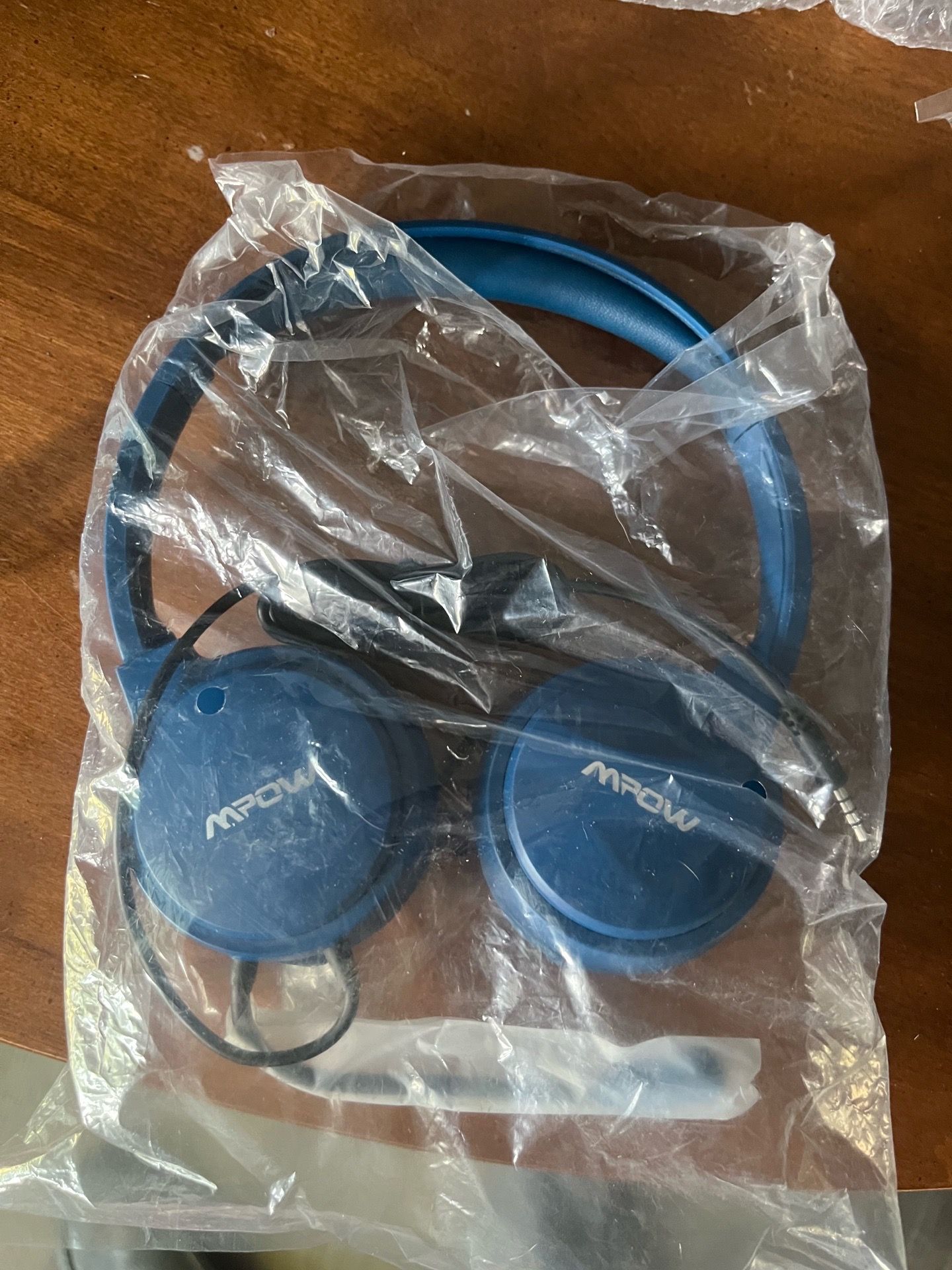 🎧 NEW Mpow Bluetooth Headphones – Sealed – DEAL 🎧