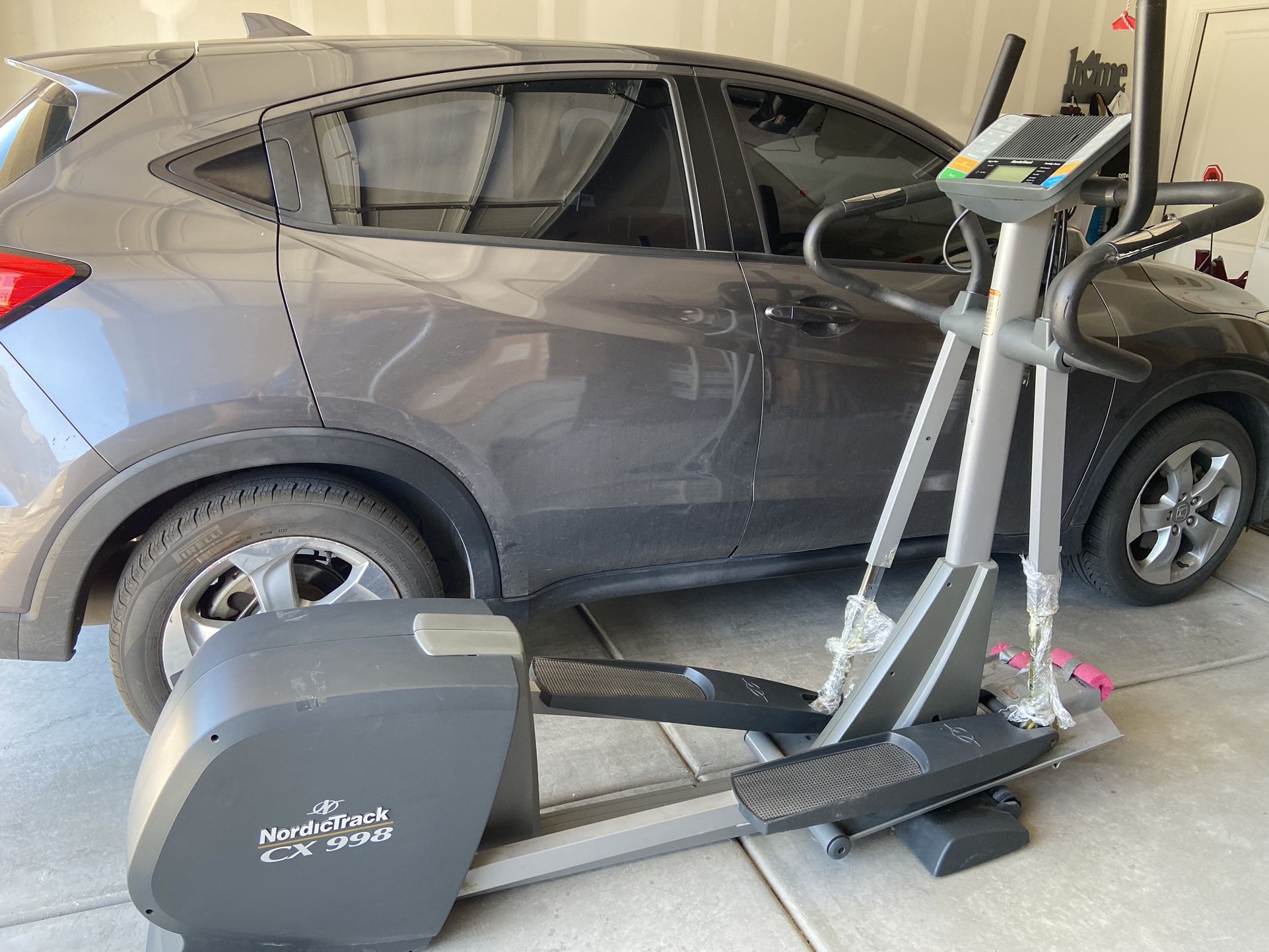 Elliptical Exercise Machine 