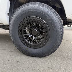 Lock Off-Road Commando 285/70R17 Toyo Open Country ATIII Tires Package Deal, WE FINANCE
