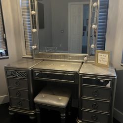 Elegant Mirror Vanity With Matching Stool $200