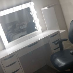 Make Up Vanity