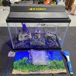 🐠 20-Gallon Aquarium Setup – Complete Kit w/ Heater, Decor & More Fully equipped 20-gallon fish tank with blacklight-reactive gravel, decorations, he