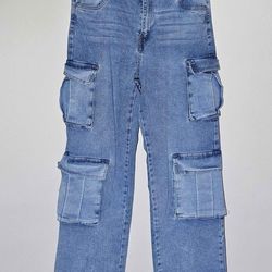 Woman's Baggy Jeans Size 7