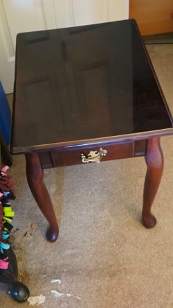 Cherry Wood End Table with Drawer