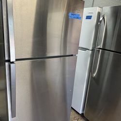WHIRLPOOL REFRIGERATOR STAINLESS STEEL