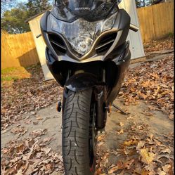 Suzuki GSX