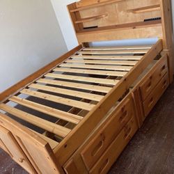 Full Size Bed Set