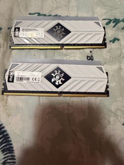 XPG Spectrix 16GB Kit (2x8GB) RAM DDR4 3200MHz AX4U320038G16A-BW41