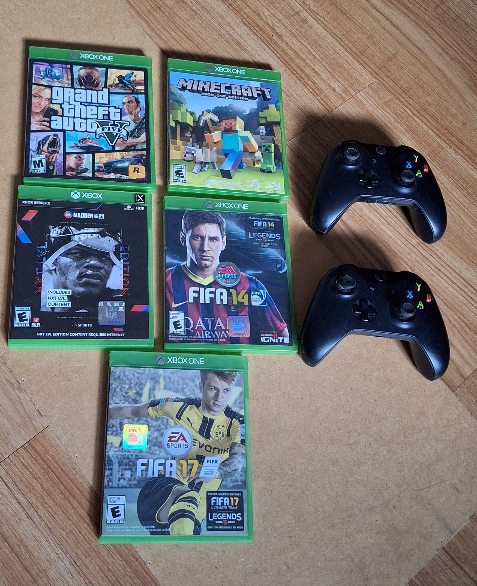 5 Xbox One Games and 2 Xbox One Wireless Controllers