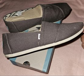 Toms Women's 8.5