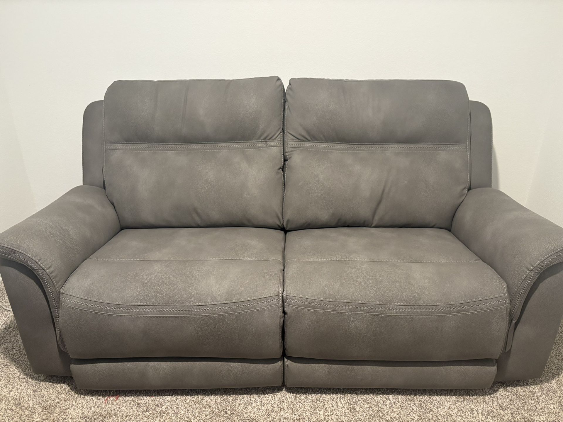 Modern Electric Reclining Loveseat – Great Condition!