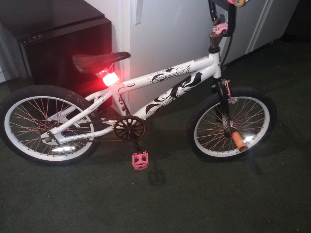 18" Girls Bmx bike