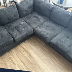 L shaped Sectional Couch 