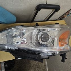 Nissan ALtima 2013 -2015 Left Side Headlights 