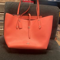Purse Coach Large Tote Peachy Orange Color