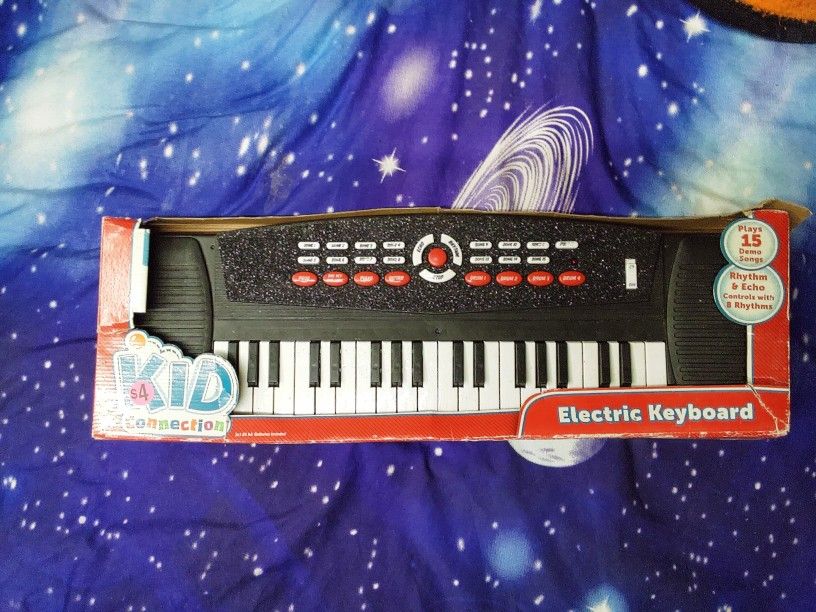 Kids Connection Electric Keyboard 