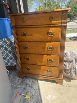 Dresser And Beautiful Matching Wood Table
