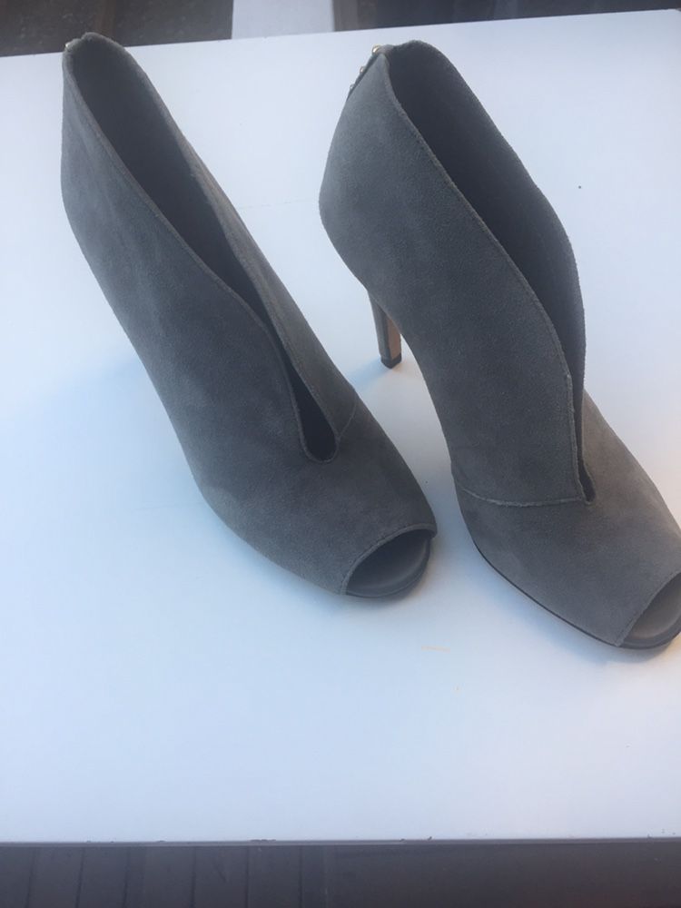 Halogen gray Suede Booties
