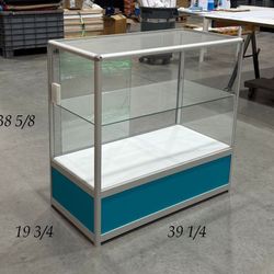 Like New Display Cabinets