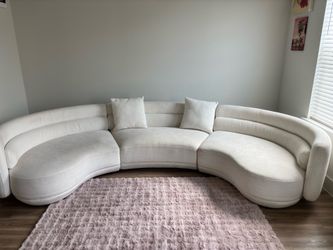 Curved 3-Piece White Textured Sectional Sofa