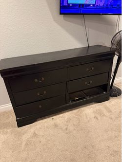 Black dresser