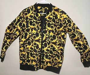 Black & Gold Baroque Print Bomber Jacket – Stylish & Eye-Catching