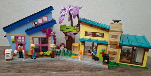 LEGO Friends Olly and Paisley’s Family Houses 42620 – Complete Set