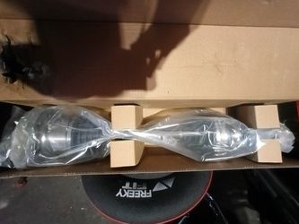 CV Axel Compatible w/ GM Vehicles**I have 4 of them**** brand new