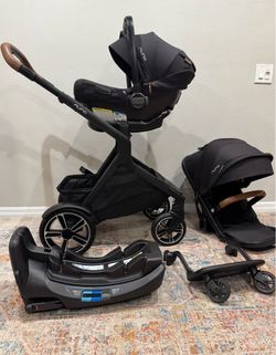 Like new! Nuna Demi Next + Pipa Aire RX (retails $1,933)
