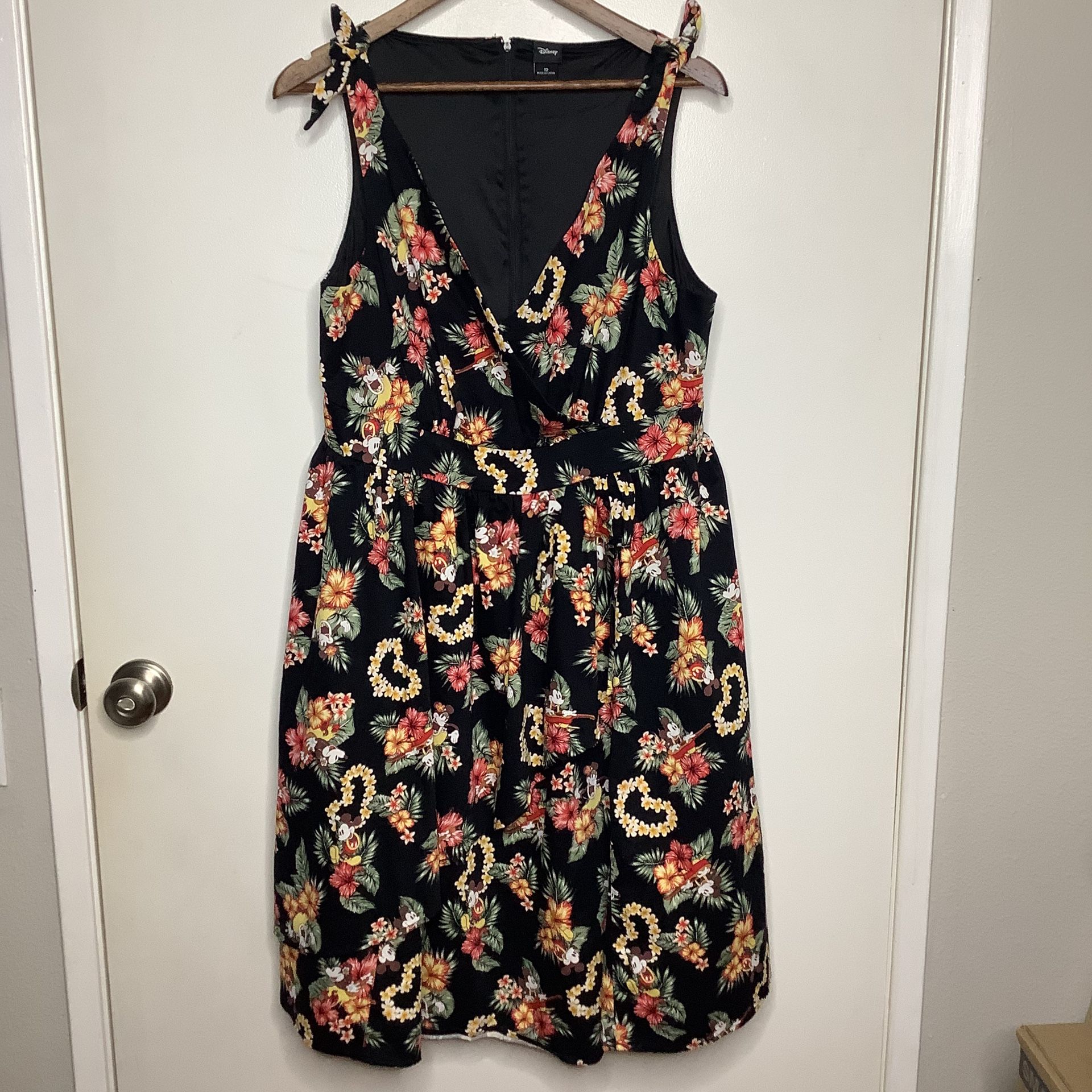 Disney Women’s Hawaiian Floral Sleeveless Midi Dress Size 12